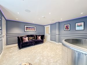 Photo 21- click for photo gallery